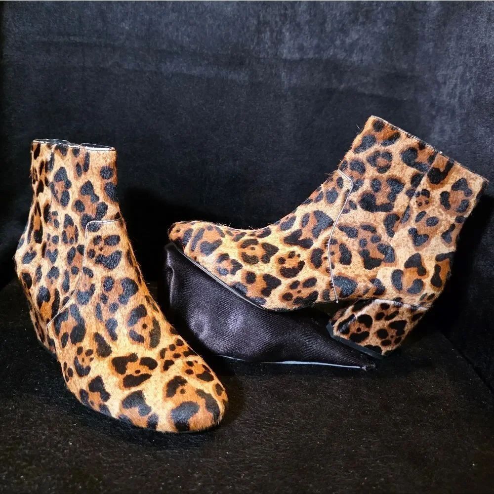 Botkier Leopard Print Ankle Booties Womens 6